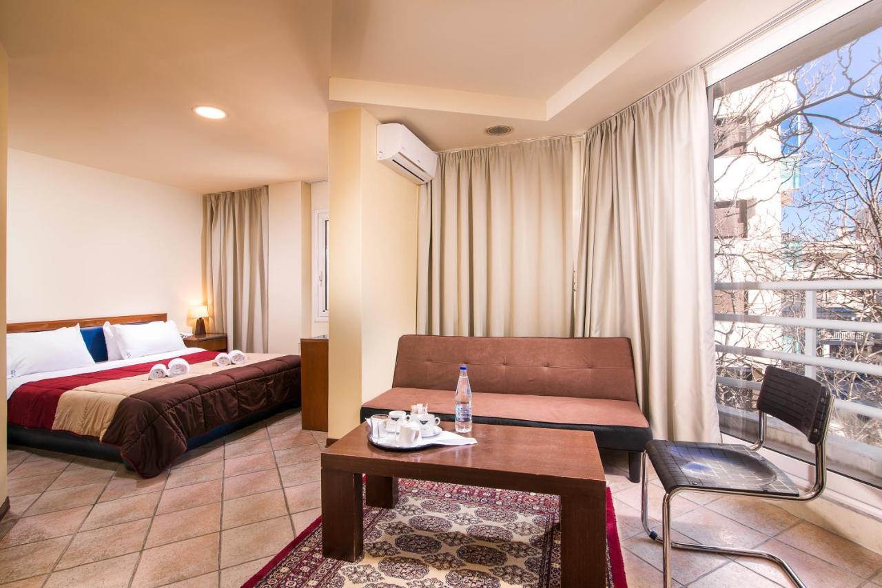 Hotel Aigli Peraia  Bagian luar foto