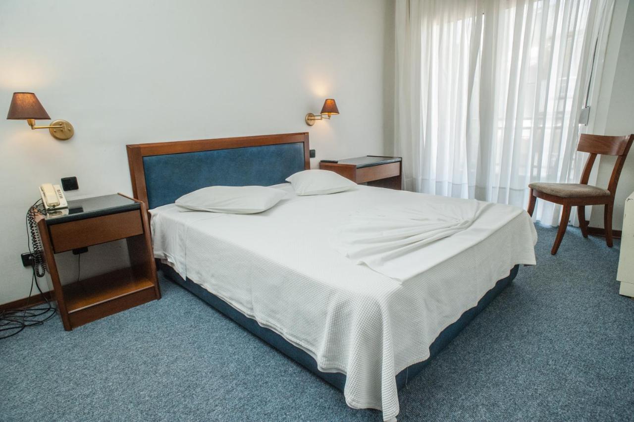 Hotel Aigli Peraia  Bagian luar foto