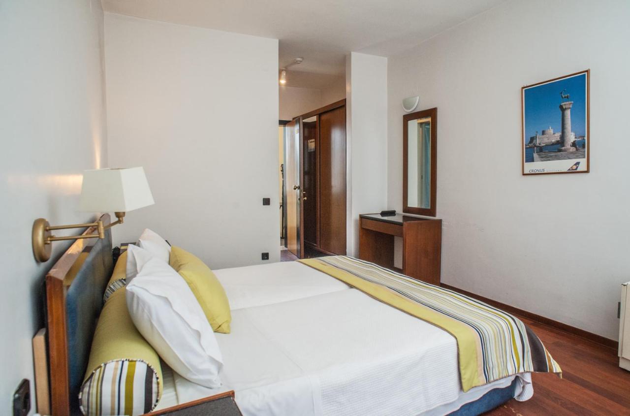 Hotel Aigli Peraia  Bagian luar foto