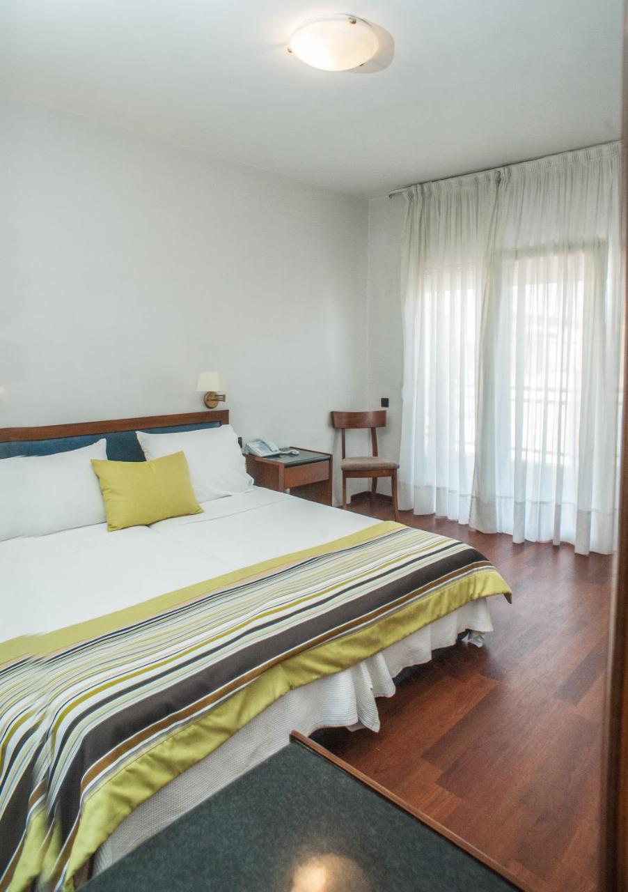 Hotel Aigli Peraia  Bagian luar foto
